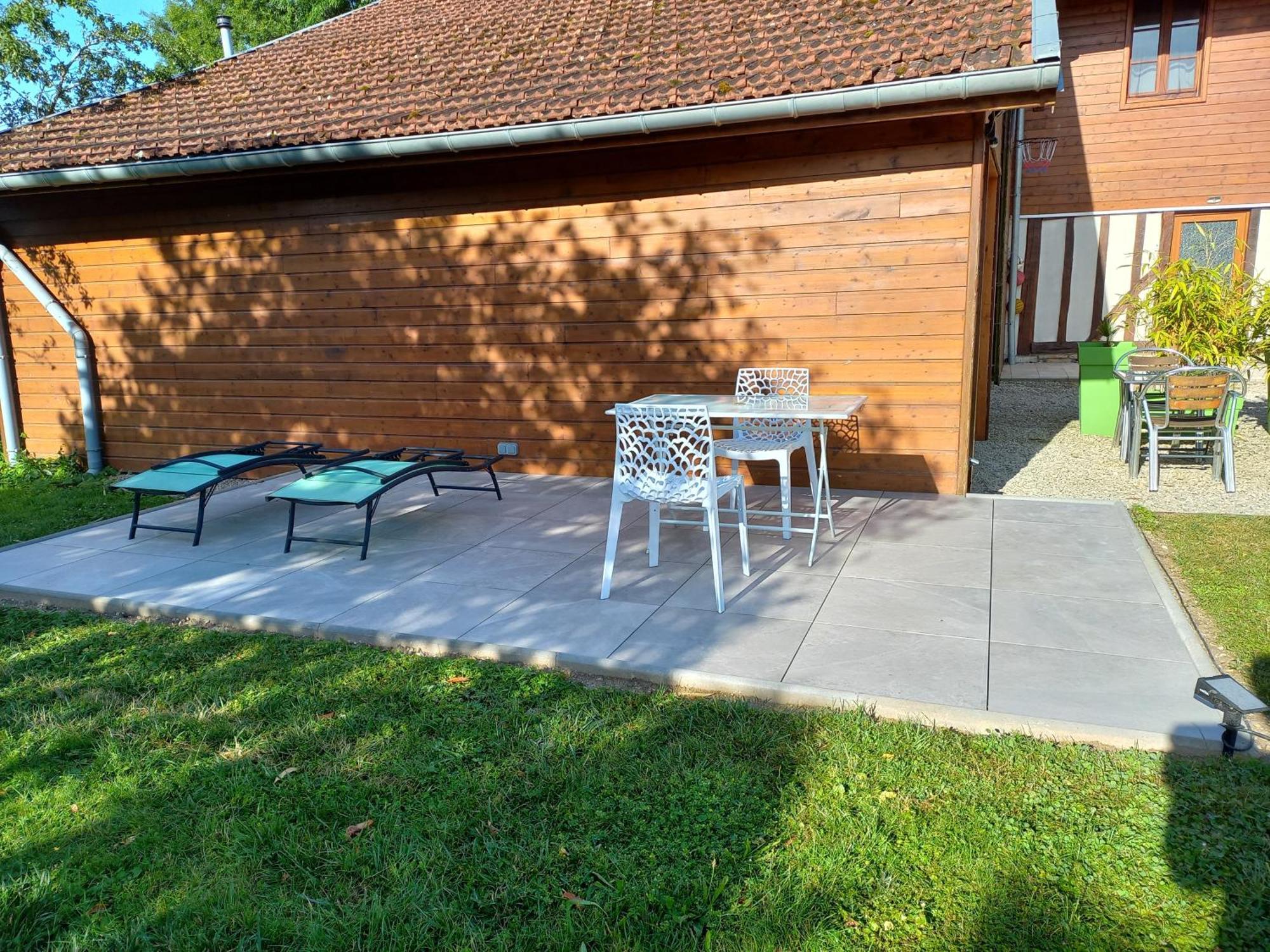 "Le Studio" Parking Prive Restauration Netflix Proche Des Grands Lacs Montmorency-Beaufort Εξωτερικό φωτογραφία